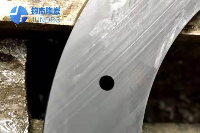 在碳化硅陶瓷上打孔的要領(lǐng) 在碳化硅陶瓷上打孔的要領(lǐng)